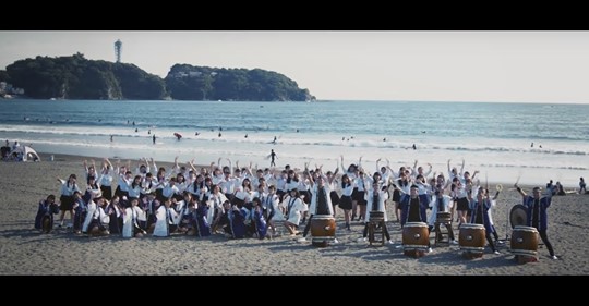 10月16日、KEIO 2020 projectのメンバーが、「東京五輪音頭」の撮影に挑みました。