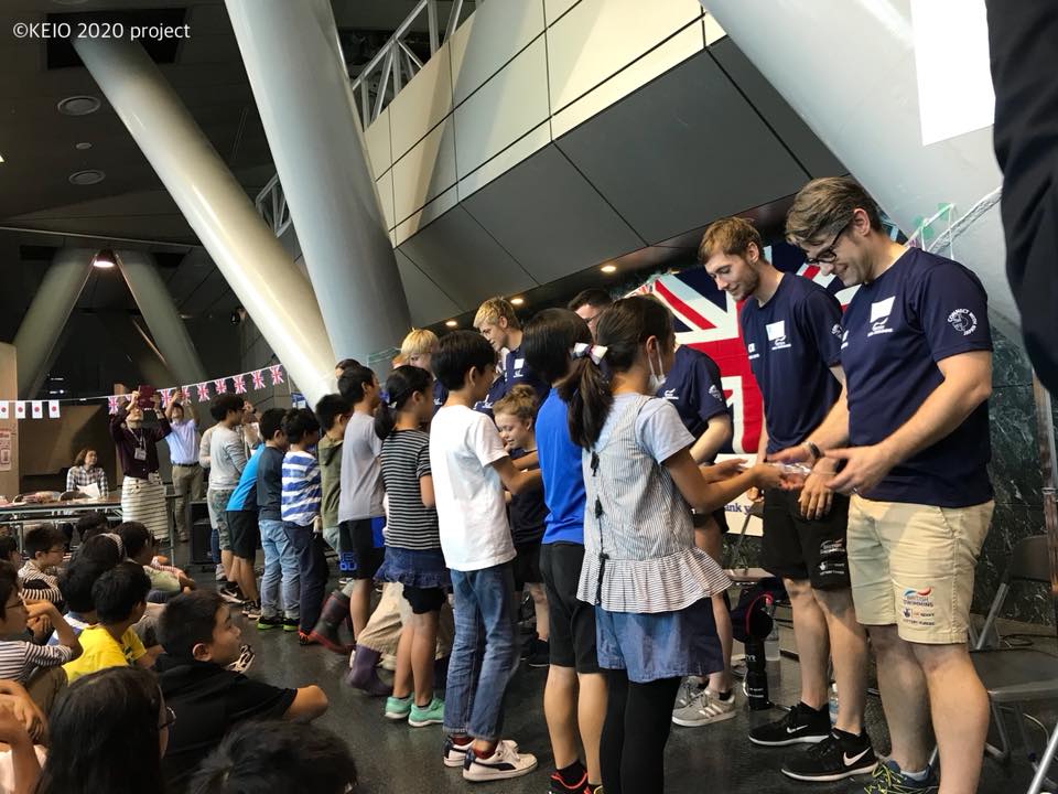 9月21日（金）英国パラ水泳チームと横浜市の子どもたちとの交流